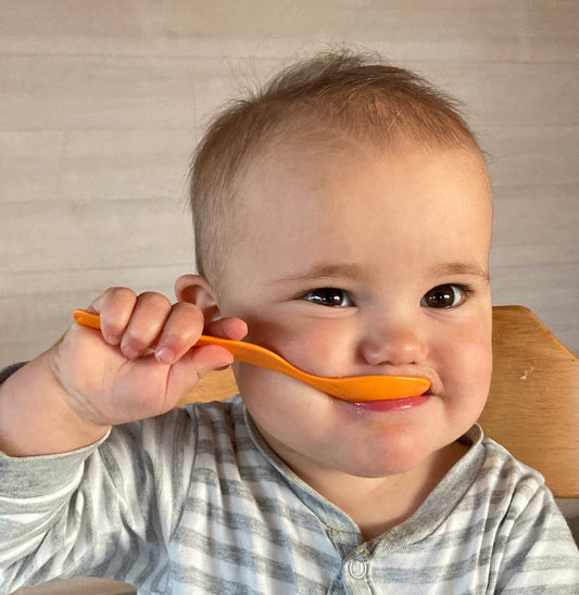 Wie gefährlich ist Honig für Säuglinge?